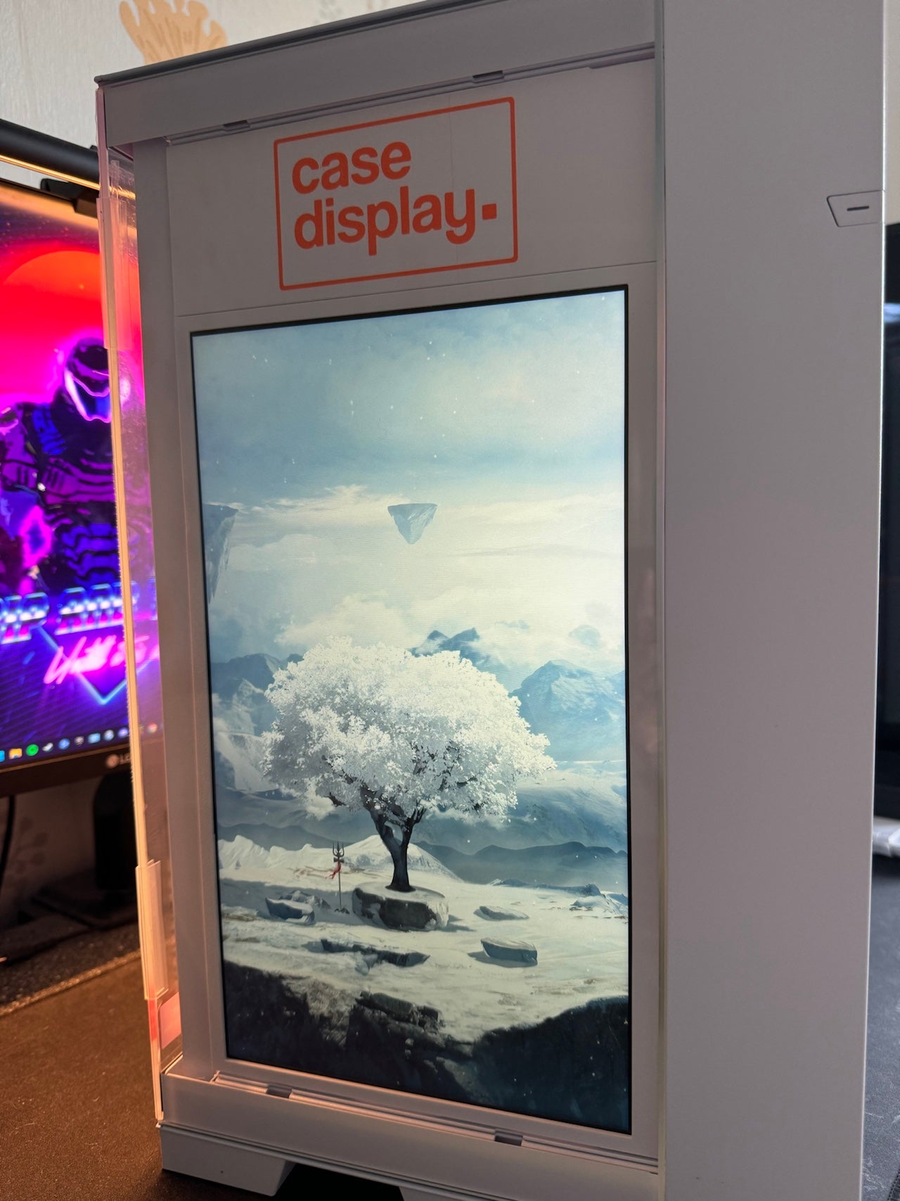 14" screen upgrade for Lian Li O11D EVO RGB and Mini